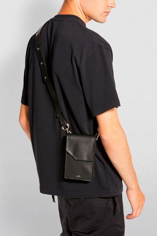 shoulder-bag-cold-wall-preta-look-masculino-preto