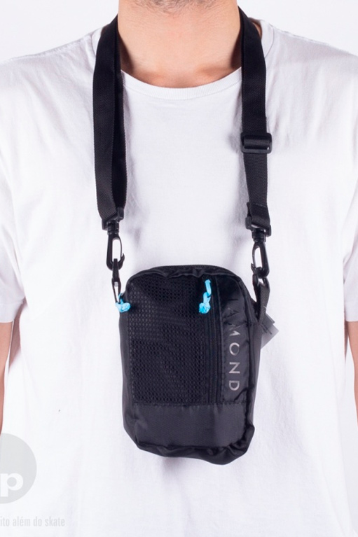 shoulder-bag-diamond-preto-CAMISETA-BRANCA