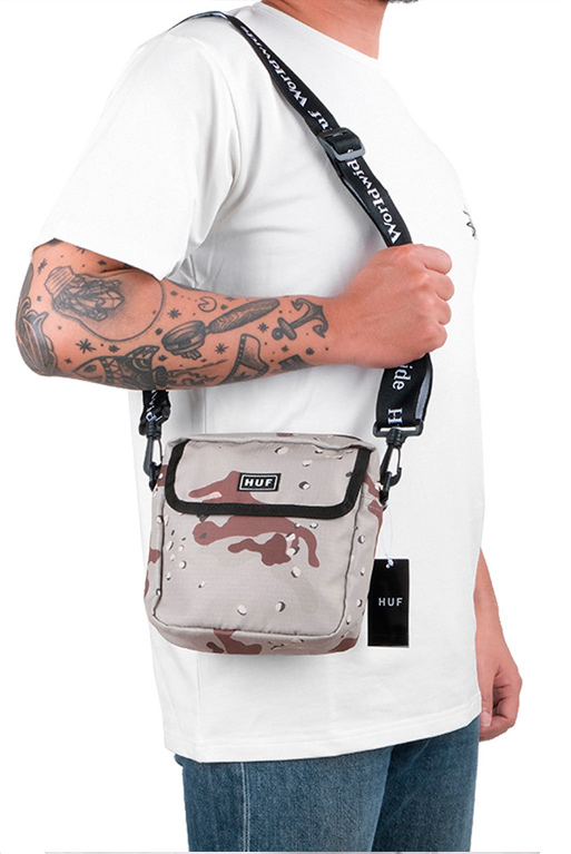 shoulder-bag-huf-camuflada-look-masculino